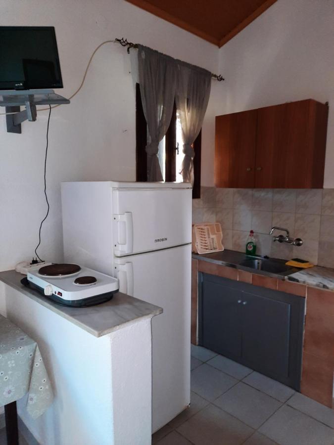 Bungalows Anestis Toroni Exterior photo